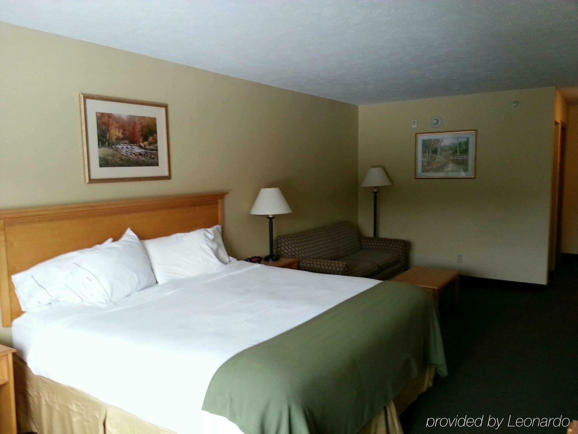 Holiday Inn Express Munising-Lakeview, An Ihg Hotel Экстерьер фото