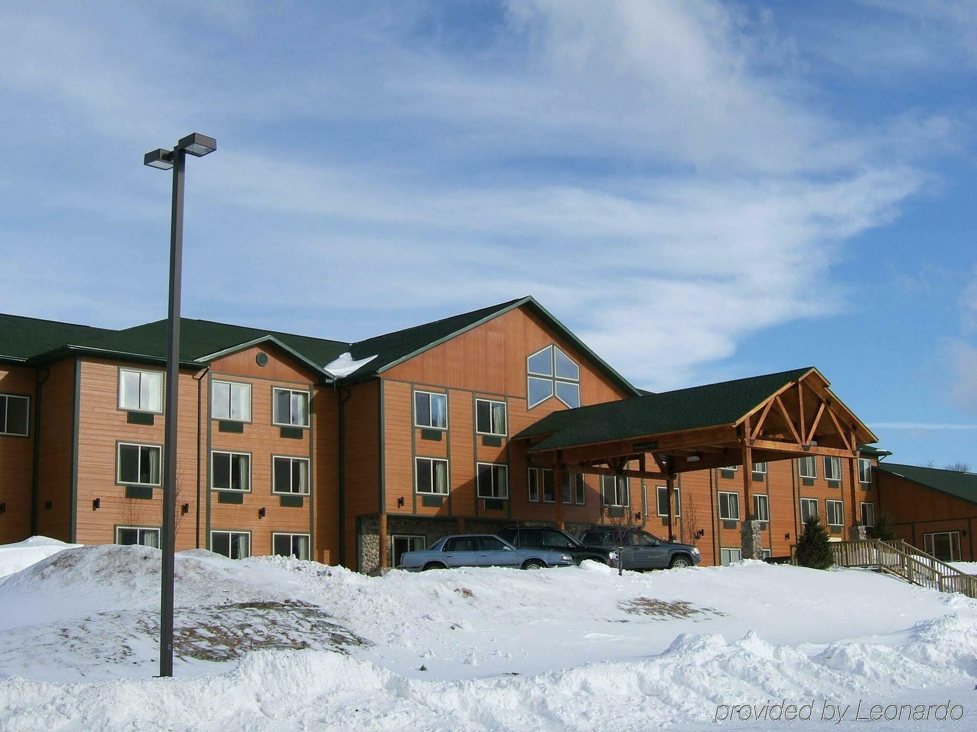 Holiday Inn Express Munising-Lakeview, An Ihg Hotel Экстерьер фото